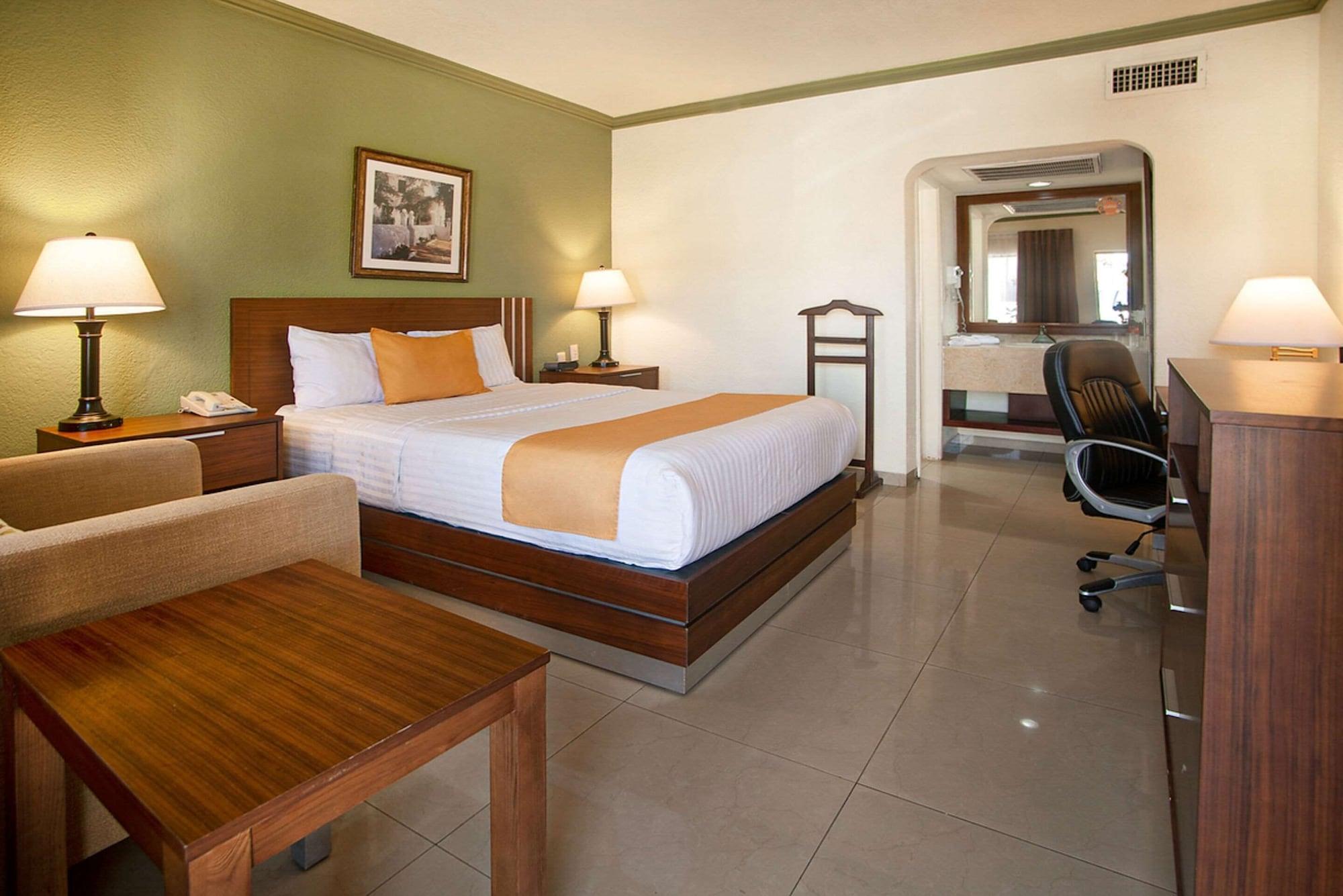 Quality Inn Ciudad Obregón Extérieur photo