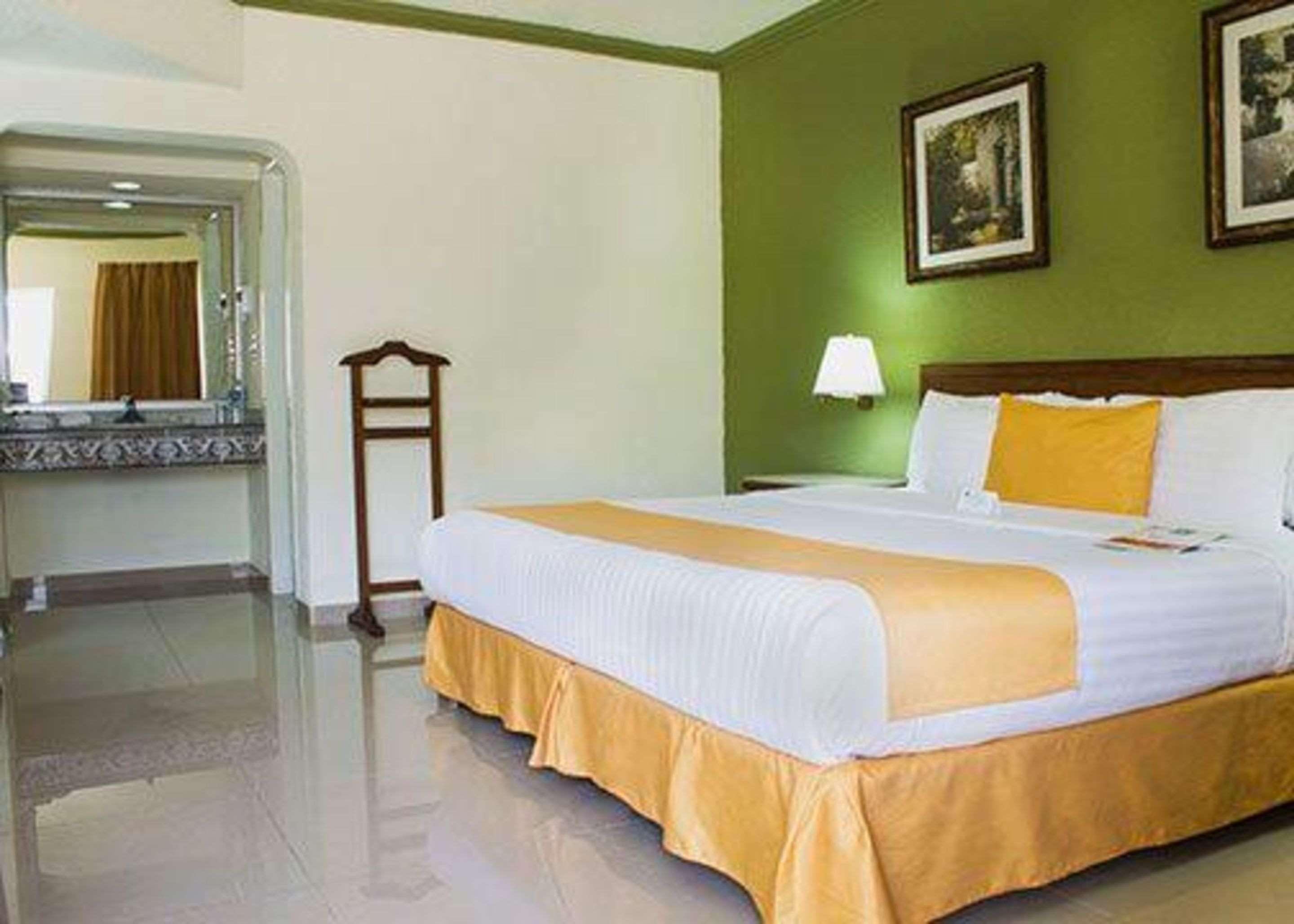 Quality Inn Ciudad Obregón Extérieur photo